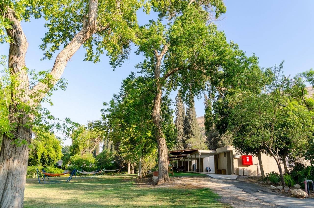 Bait Alfa Kibbutz Country Lodging Bet Alfa Екстериор снимка