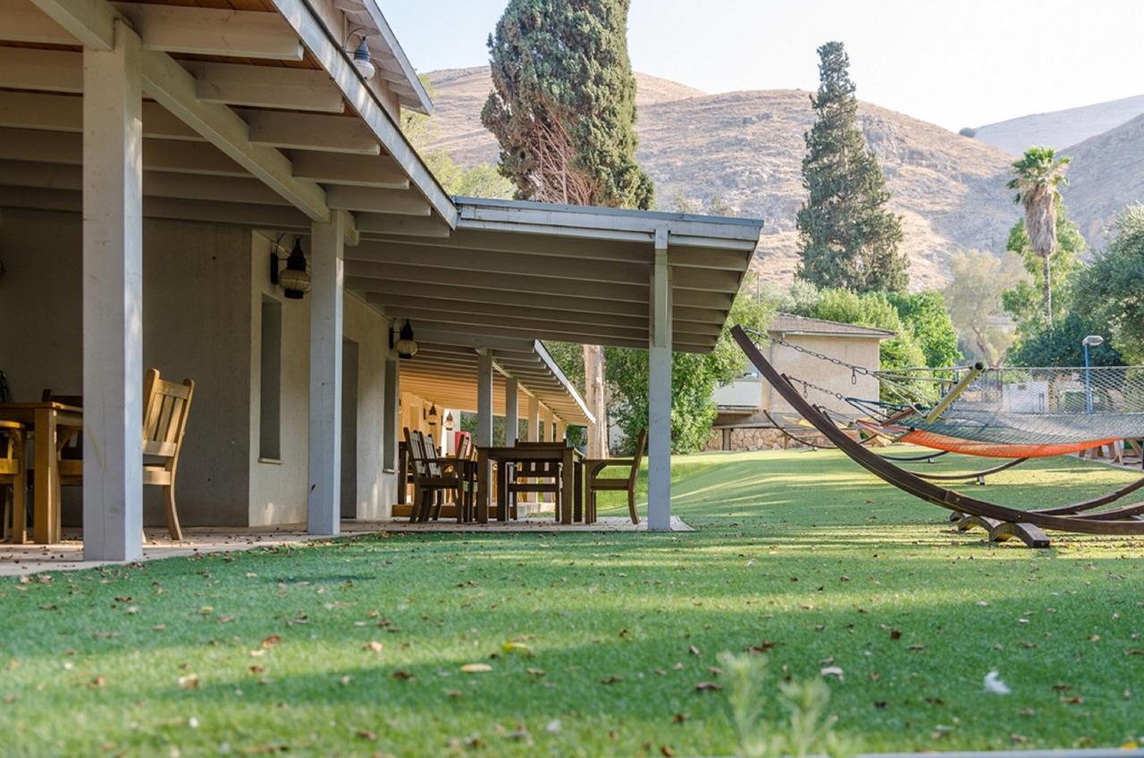 Bait Alfa Kibbutz Country Lodging Bet Alfa Екстериор снимка